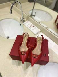 Picture of Valentino Shoes _SKUValentinosz35-40GDT060119967